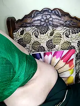 Snapshot of Fair-magic-woman chatting on 12, 9, 2025 Fair-magic-woman online show from 12, 9, 2025