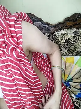 Snapshot of Fair-magic-woman chatting on 5, 10, 2025 Fair-magic-woman online show from 5, 10, 2025