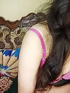 Snapshot of Fair-magic-woman chatting on 8, 10, 2025 Fair-magic-woman online show from 8, 10, 2025