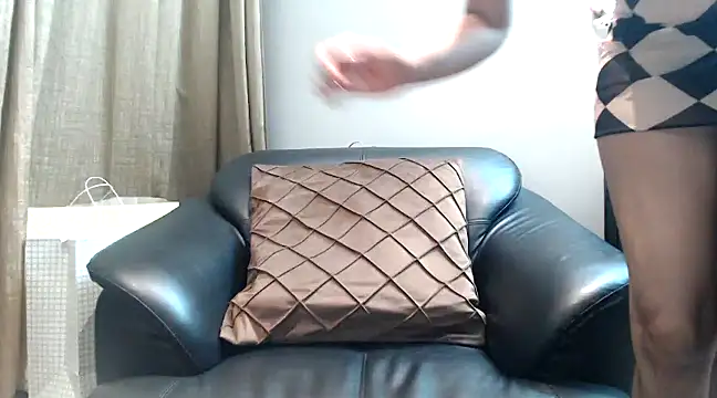 Snapshot of trippy_tina chatting on 12, 2, 2025 trippy tina online show from 12, 2, 2025