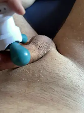 Snapshot of Madboyforever chatting on 7, 4, 2026 Madboyforever online show from 7, 4, 2026