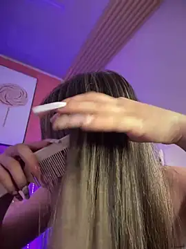 Snapshot of Sophie_LS chatting on 1, 2, 2025 Sophie LS online show from 1, 2, 2025