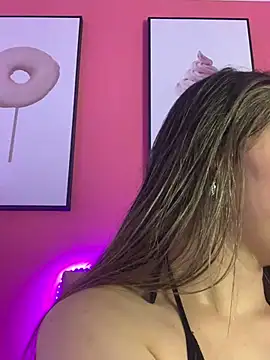 Snapshot of Sophie_LS chatting on 9, 2, 2025 Sophie LS online show from 9, 2, 2025