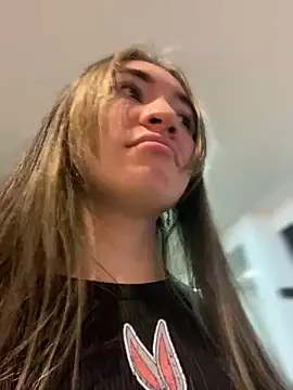 Snapshot of Sophie_LS chatting on 11, 2, 2025 Sophie LS online show from 11, 2, 2025