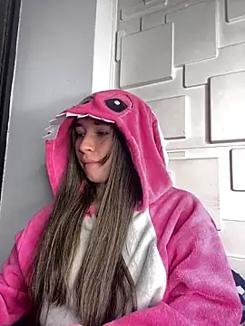 Snapshot of Sophie_LS chatting on 15, 2, 2025 Sophie LS online show from 15, 2, 2025