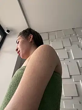 Snapshot of Sophie_LS chatting on 15, 2, 2025 Sophie LS online show from 15, 2, 2025