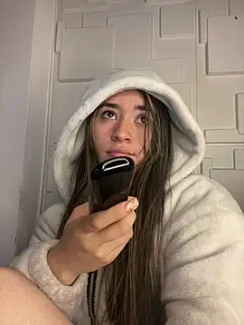 Snapshot of Sophie_LS chatting on 16, 2, 2025 Sophie LS online show from 16, 2, 2025