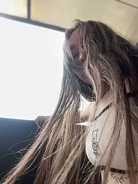 Snapshot of Sophie_LS chatting on 27, 2, 2025 Sophie LS online show from 27, 2, 2025