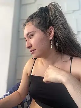 Snapshot of Sophie_LS chatting on 2, 3, 2025 Sophie LS online show from 2, 3, 2025