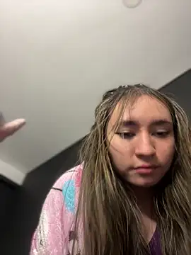 Snapshot of Sophie_LS chatting on 22, 3, 2025 Sophie LS online show from 22, 3, 2025