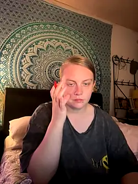 Snapshot of Vixen_Mistress_Ali chatting on 7, 10, 2025 Vixen Mistress Ali online show from 7, 10, 2025