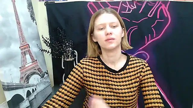 Snapshot of StellaCRL chatting on 9, 1, 2025 StellaCRL online show from 9, 1, 2025