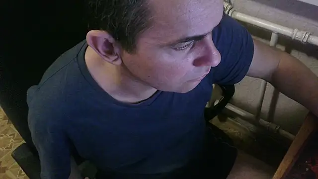 Snapshot of AlDON59 chatting on 8, 3, 2025 AlDON59 online show from 8, 3, 2025