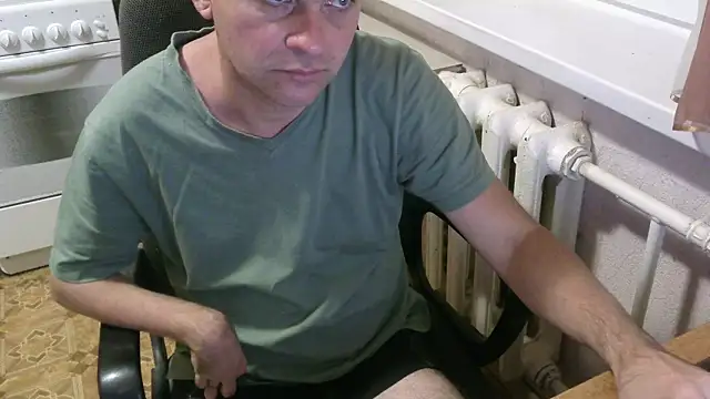 Snapshot of AlDON59 chatting on 18, 9, 2025 AlDON59 online show from 18, 9, 2025