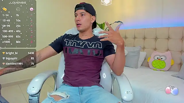 Damian23   online show from 21, 1, 2025