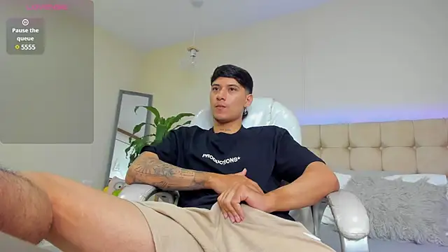 Damian23   online show from 28, 2, 2025