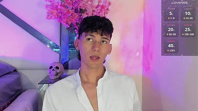 Snapshot of Alexx_tc chatting on 9, 1, 2025 Alexx tc online show from 9, 1, 2025