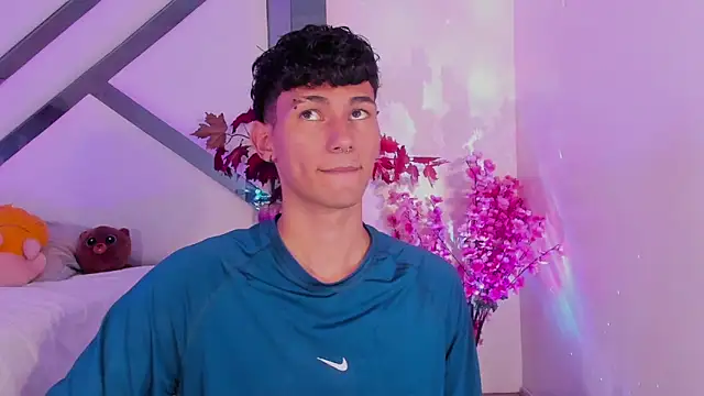 Snapshot of Alexx_tc chatting on 13, 1, 2025 Alexx tc online show from 13, 1, 2025