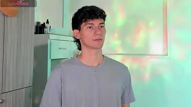 Snapshot of Alexx_tc chatting on 18, 2, 2025 Alexx tc online show from 18, 2, 2025