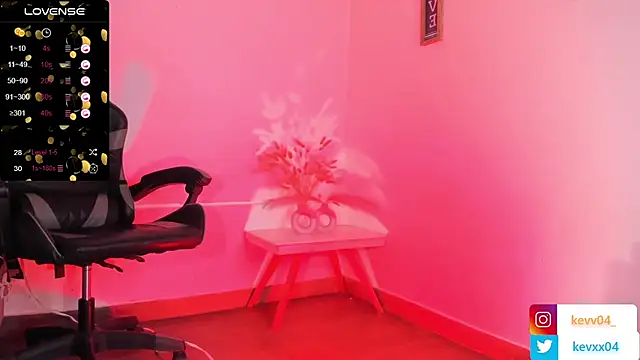 Snapshot of Alexx_tc chatting on 1, 10, 2025 Alexx tc online show from 1, 10, 2025