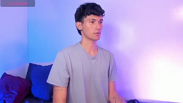 Snapshot of Alexx_tc chatting on 16, 12, 2025 Alexx tc online show from 16, 12, 2025