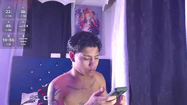 Sexys Boys Hot1 online show from 14, 12, 2025