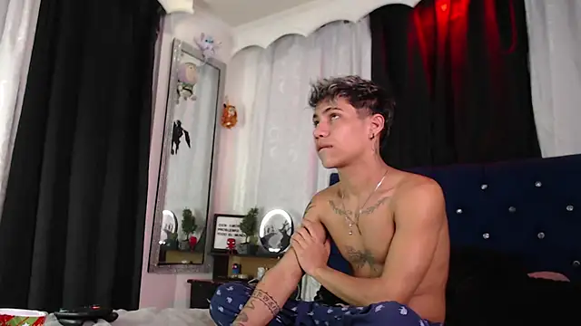 Snapshot of Sexys_Boys_Hot1 chatting on 30, 6, 2026 Sexys Boys Hot1 online show from 30, 6, 2026
