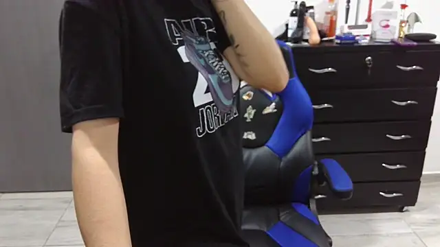 thomascooper7 online show from 31, 1, 2025