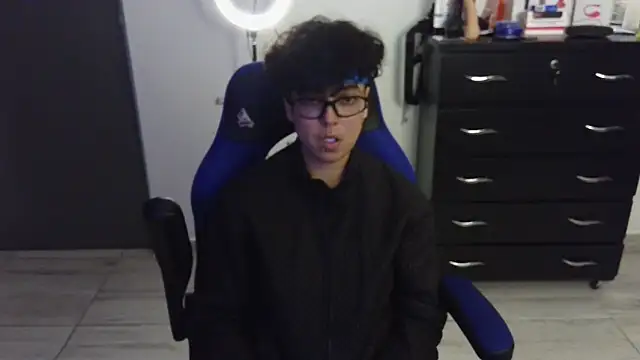 thomascooper7 online show from 3, 2, 2025