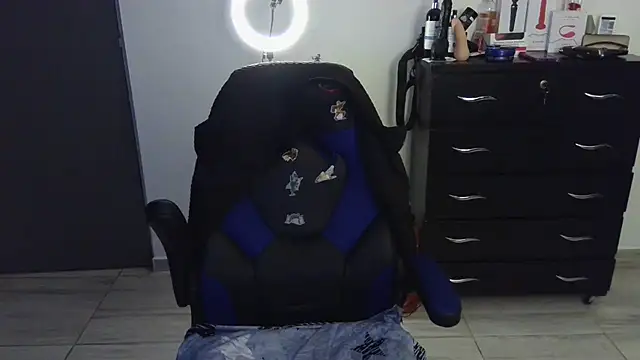 thomascooper7 online show from 6, 2, 2025