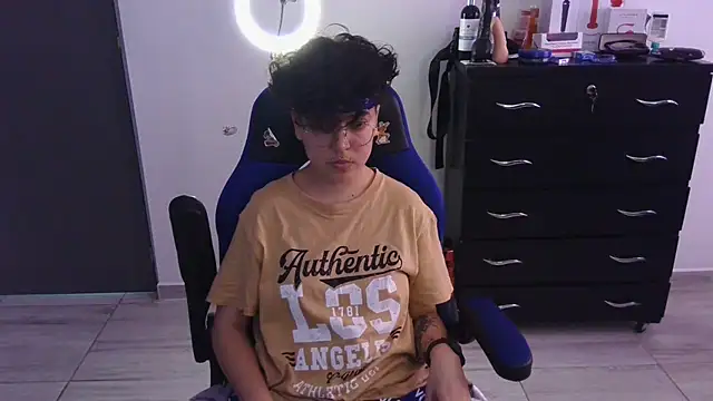 thomascooper7 online show from 7, 2, 2025