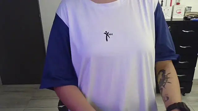 thomascooper7 online show from 13, 2, 2025