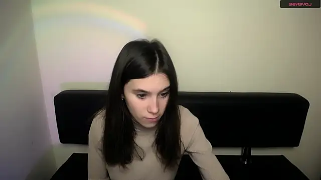 LaimaV  online show from 9, 2, 2026