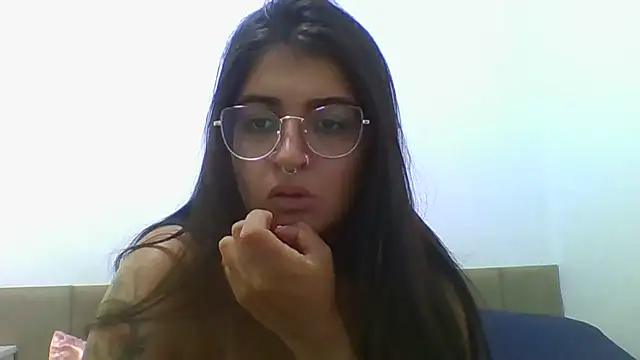 Snapshot of isa_ofc2024 chatting on 4, 4, 2026 isa ofc2024 online show from 4, 4, 2026