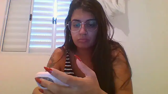 Snapshot of isa_ofc2024 chatting on 7, 4, 2026 isa ofc2024 online show from 7, 4, 2026