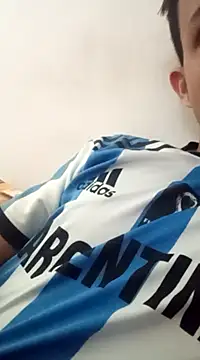 Snapshot of fanus_6927 chatting on 24, 2, 2025 fanus 6927 online show from 24, 2, 2025