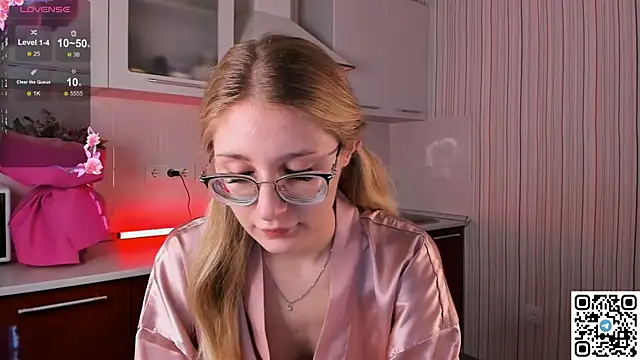 LivyyBossom online show from 2, 2, 2025