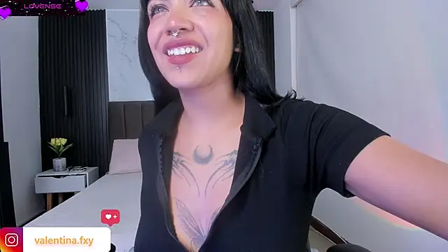 Gianna foxy online show from 28, 10, 2025