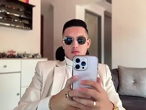 alexandergrey760886 online show from 24, 5, 2026