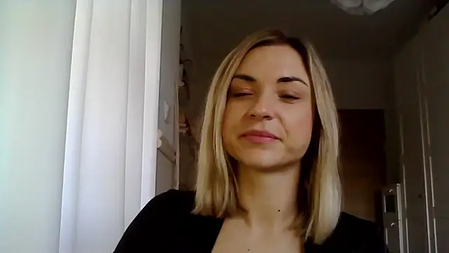 Snapshot of ashley_xlove chatting on 2, 12, 2024 ashley xlove online show from 2, 12, 2024