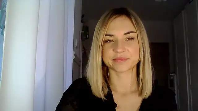 Snapshot of ashley_xlove chatting on 18, 12, 2024 ashley xlove online show from 18, 12, 2024