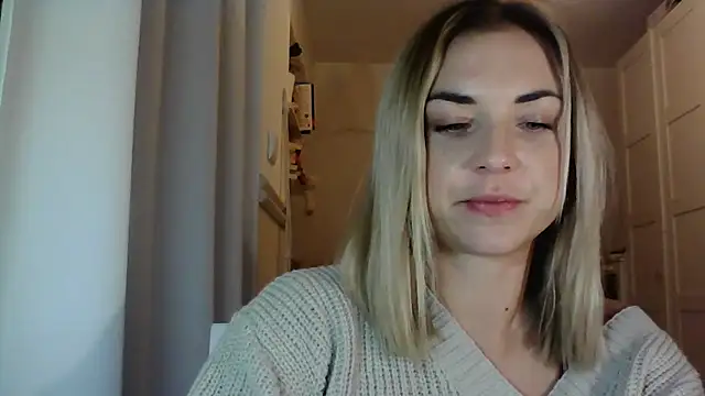 Snapshot of ashley_xlove chatting on 7, 1, 2025 ashley xlove online show from 7, 1, 2025