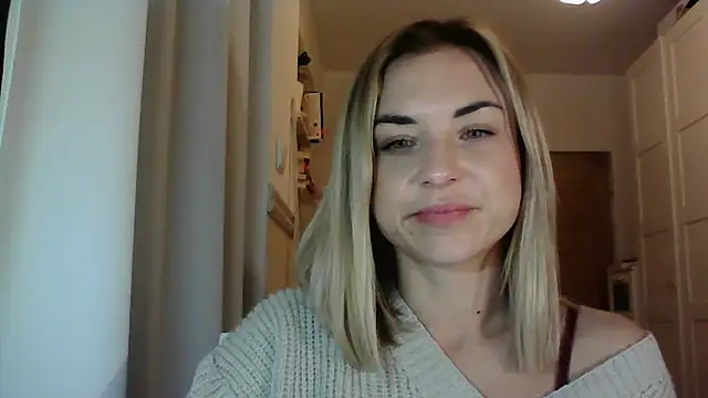 Snapshot of ashley_xlove chatting on 7, 1, 2025 ashley xlove online show from 7, 1, 2025