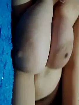 Snapshot of sofia_soso chatting on 6, 3, 2026 sofia soso online show from 6, 3, 2026