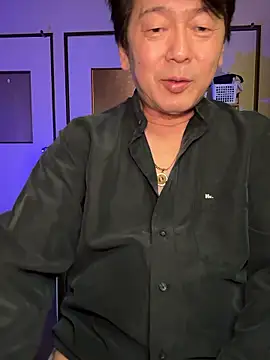 Snapshot of SaneService9 chatting on 5, 5, 2026 SaneService9 online show from 5, 5, 2026