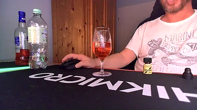 Snapshot of Tom_PP_cgn chatting on 6, 1, 2026 Tom PP cgn online show from 6, 1, 2026