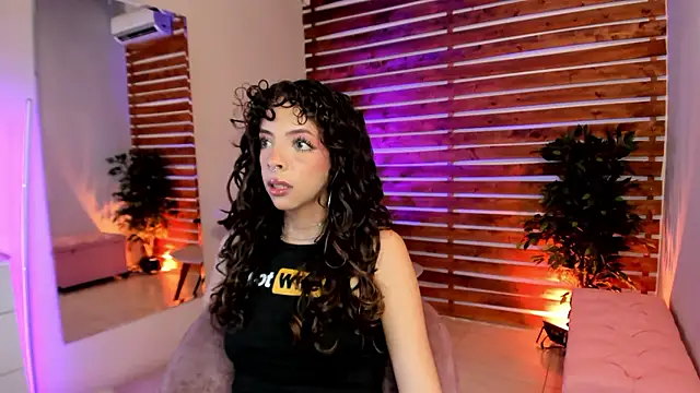 Sapphire Venuss online show from 11, 1, 2026