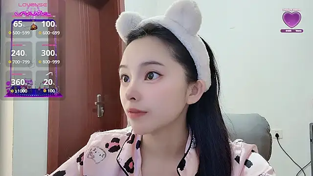 Snapshot of QQ88-99 chatting on 28, 9, 2025 QQ88-99 online show from 28, 9, 2025