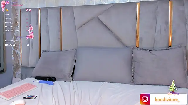 KimDevinne online show from 31, 12, 2024