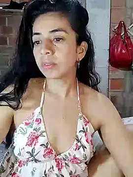 Snapshot of anngela01 chatting on 11, 12, 2024 anngela01 online show from 11, 12, 2024